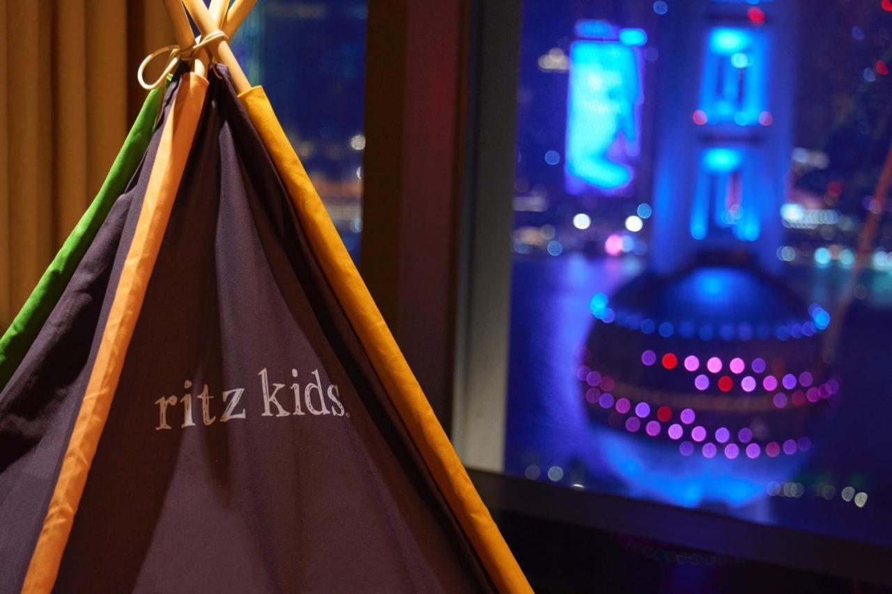 The Ritz-Carlton Shanghai, Pudong Esterno foto