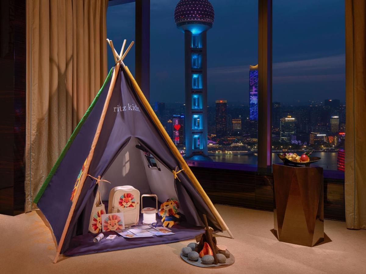The Ritz-Carlton Shanghai, Pudong Esterno foto